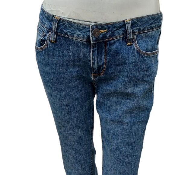 42222....Bullhead Bootcut Jeans Size 11L, 30" Waist, 31" Inseam 8" Rise - Picture 1 of 6